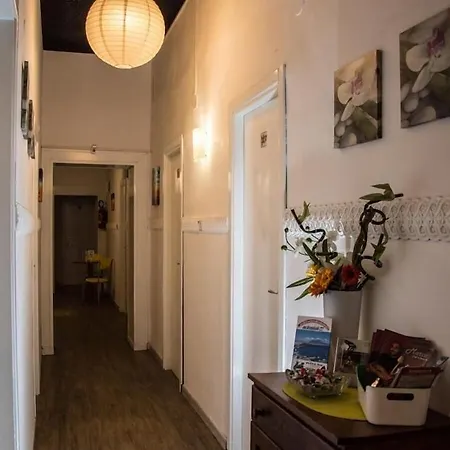 Le Orchidee Naples
