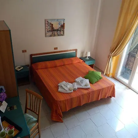 Le Orchidee 2* Naples