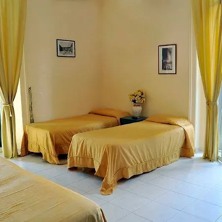 Le Orchidee 2* Naples